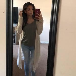 Meet your Posher, Kendi